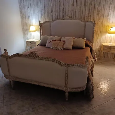 Bed & Breakfast La Corte Delle Vanita *
